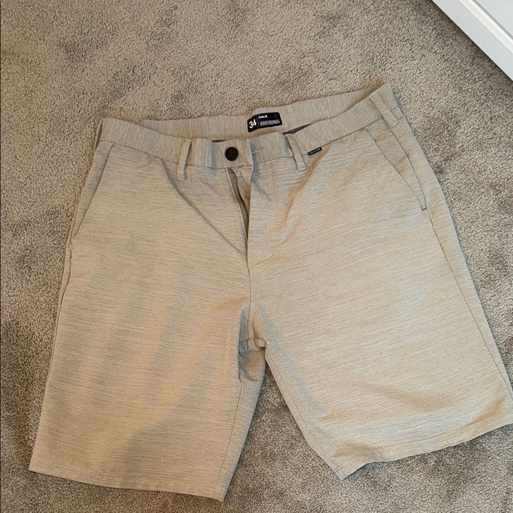 Hurley Men's Beige Flat Front Shorts
